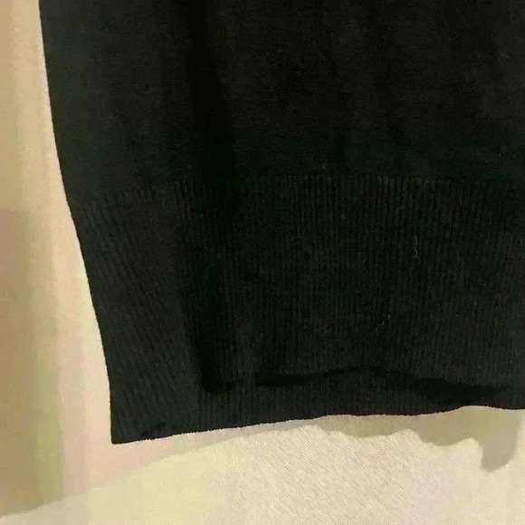 Women’s Black Grace Elements Top - Picture 2 of 4